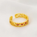 Anello aperto dorato con motivi a cuore e incastonatura di zirconi rossi e bianchi - 20 Anello In Oro Imitazione X573 / Taglia unica