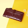 Long women's purse in wine red patent leather with crocodile pattern and multi-card slots - Long Style / Burgundy