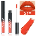 Vue détaillée du rouge à lèvres liquide mat teinte 21 rouge orangé vif texture velours - 21#