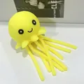 Jouet pieuvre jaune en silicone souple avec visage souriant et tentacules doux - Nouveau Modèle Poulpe Méduse Jaune