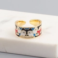 Detailaufnahme des verstellbaren Husky-Rings mit buntem Emaille und Zirkonia-Steinen - Patchwork Emaille Offen Verstellbar / Künstlerischer abstrakter Gesichtsstil 2 (Farbe 2)