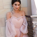 Elegante vestido de novia de tul malva con hombros descubiertos, mangas abullonadas y perlas - US size 2 (S) / Rosa