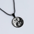 Pendentif arbre de vie yin yang rose gothique sur collier chaîne à billes noires en acier - Fleur de Bagua