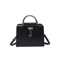 Sac à main noir motif crocodile avec pendentif cerf doré et poignée métallique - Noir