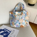 Hellblaue Canvas-Einkaufstasche mit Vintage-Blumenmuster und praktischen Griffen - Blaue Pfingstrose