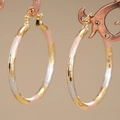 Three-tone hoop earrings with checkerboard texture and secure snap closure - Tri-color Hoop Style (E4507) / 39mm