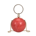 Koraal marmeren bolvormige clutch met kristallen gouden ringhandvat en ketting - Koraalrood Marmer