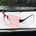 Occhiali da sole Y2K senza montatura con lenti rosa rettangolari e stelle metalliche - Rosa Trasparente