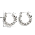 Orecchini a cerchio C in acciaio argento con trama a foglia e diametro 2,4 cm - Stile Tondo con Trama a Spiga di Grano (ER-1173) / Argento