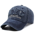 Dunkelblaue Baseballkappe aus gewaschenem Denim mit Retro-NYC-Applikation und Stickerei - Verstellbar / Marineblau