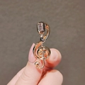Golden alloy brooch featuring a vintage microphone and treble clef musical design - 386# Microphone