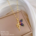 Détail du pendentif ailes de fée avec émail dégradé et spécifications de taille - Style de fée dorée (A525)