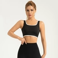 Gilet de sport noir élastique avec bordure contrastée blanche et soutien-gorge intégré - S / Noir Étoilé