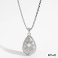 Collana a goccia argento con trama a stella, perla centrale e accenti in zirconia - Collana d'Argento (PD1612)