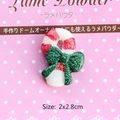 Glittery red and white candy cane resin charm with green bow for DIY crafts, 2x2.8cm - Glitter Candy Cane