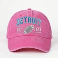 Pink washed cotton baseball cap with blue Detroit embroidery and retro sports style - One Size / Rose Red
