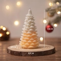 Gradient white and orange Christmas tree scented candle with wooden base and dimensions - Orange Cedar Christmas Tree (Wild Orange Blossom) / 5.7x9.5cm
