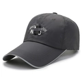 Dunkelgraue atmungsaktive Baseballkappe mit weißer 3D Stickerei und Upper Side Text - Verstellbar / Dunkelgrau