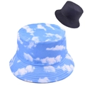 Dettagli del cappello alla pescatora con stampa nuvole e cappello da sole nero a tesa larga - Stampa Cielo Blu e Nuvole Bianche (Stile 1)