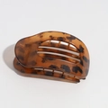 Flat tortoise shell claw clip in dark brown leopard print pattern for women hair - Translucent Light Yellow Brown Leopard