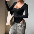 Body nero aderente a maniche lunghe da donna con scollo a U profondo in stile yoga - XL / Nero