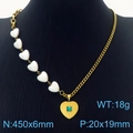 Collar vintage francés con corazón de circón verde y cadena plana dorada en un busto - Collar de retazos de corazón dorado