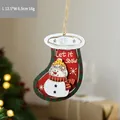 Addobbo natalizio in legno a forma di calza con pupazzo di neve e scritta Let it Snow - Stile Calza di Natale Pupazzo di Neve
