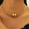 Collana girocollo multistrato dorata a treccia con un grande ciondolo sferico in metallo - Collana multistrato con perla grande (WG-1405)