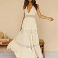 Elegantes ärmelloses cremefarbenes Spitzenkleid mit V-Ausschnitt und Boho-Stufendesign - S / Gebrochenes Weiß