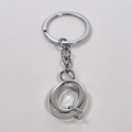 Polished silver metal letter Q keychain with a round ring and short chain link - Letter Q / Silver