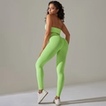 Détail de la texture en maille côtelée de l'ensemble de yoga sans couture vert fluo - M / Dos nu Soutien-Gorge + Leggings Ensemble / Dos nu-Vert Citron