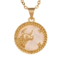 Dettaglio della collana zodiacale Toro con intarsio in madreperla e oro - Toro