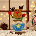 Détail du pot de bonbons renne de Noël avec récipient en forme de cœur décoré - Cerf avec Cœur