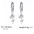 Boucles d'oreilles fleur en acier inoxydable argenté, dimensions 10,1x18,5mm, 4,4g - Lotus