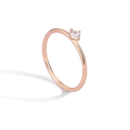 Bague minimaliste élégante plaquée or rose avec un zircon scintillant serti à quatre griffes - US 6 / Or rose