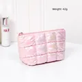 Neceser rosa holográfico acolchado con acabado metálico iridiscente y dimensiones - Rosa Bolsa Hexagonal