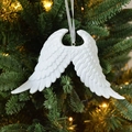 Sparkling white angel wing Christmas ornaments with glitter finish on pine tree branch - White Resin Wings 10*17CM