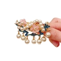Pinza para cabello de esmalte azul con flores rosas, perlas y borlas largas - Flor Shao Lan (Derecha)
