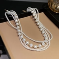 Collana di perle barocche multistrato con dettagli dorati in una confezione regalo di lusso - Stile Vintage Barocco Multistrato Bianco