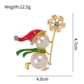 Broche de bonhomme de Noël avec perles, émail rouge et baguette flocon en strass - Bonhomme de neige en perles avec bâton flocon (C375-A)