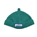 Detalle de gorro de punto verde azulado para bebé con parche Pllg y punta decorativa - Verde