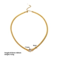 Vista detallada del colgante de corazón de circón en cadena de serpiente de oro 18k con medidas - Collar con Gema de Corazón Blanca (TN3277-WT)