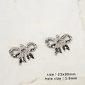 Ciondolo a fiocco in acciaio inossidabile argento 23x30mm per creazione gioielli - Fiocco Grande Bianco