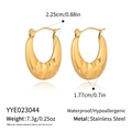 Detailed dimensions and specs of U-shaped gold earrings with diamond-cut texture - Geometric U-Shaped Diamond Faceted Style (YYE023044)