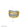 Detail eines 17mm zweifarbigen Rings mit Zirkonia und 18k vergoldeten Streifen - Einstellbar Offen / Mehrlagiger Versetzter Inlay-Stil(DR241106-B)