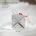 Boîte cadeau de Noël blanche à pois rouges et ruban, style nordique, taille 8x10cm - Sac Cadeau 3D Blanc (XY211554B)