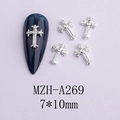 Dettaglio di ciondoli a croce in lega argento 7x10mm con rilievo per nail art fai da te - Croce a Rilievo Fine Argento (A269) / 7*10mm