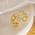 18K vergoldeter Kettenring mit Herzanhänger auf weichem Seidenhintergrund - Gold (14257)