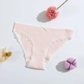 Slip da donna in cotone a coste rosa con bordo in pizzo e fiocco in piano - S(30) / Rosa