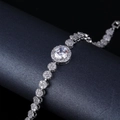 Bracelet tennis halo en argent avec zircons cubiques ronds étincelants et pavage chic - Rond/Argent/Zirconium Blanc